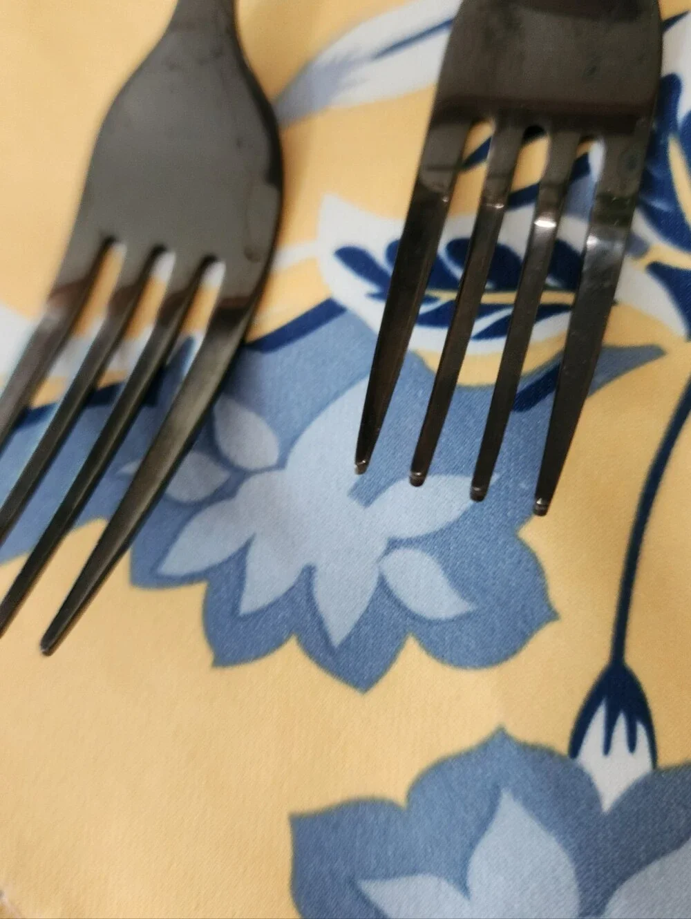 Cambridge Stainless Steel Flatware Black 17pc Misc Lot Spoons Forks Knives Set